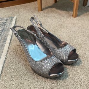 Nine West Sparkly heels size 7